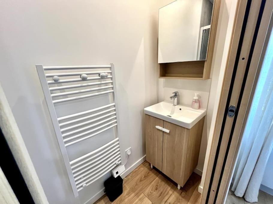 Zola 2Pers Tv Apartment Нант Екстериор снимка
