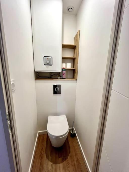 Zola 2Pers Tv Apartment Нант Екстериор снимка