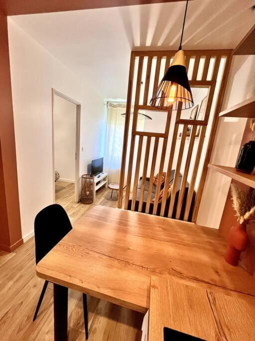 Zola 2Pers Tv Apartment Нант Екстериор снимка